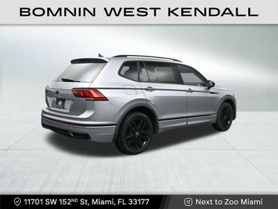 2022 Volkswagen Tiguan SE R-Line Black