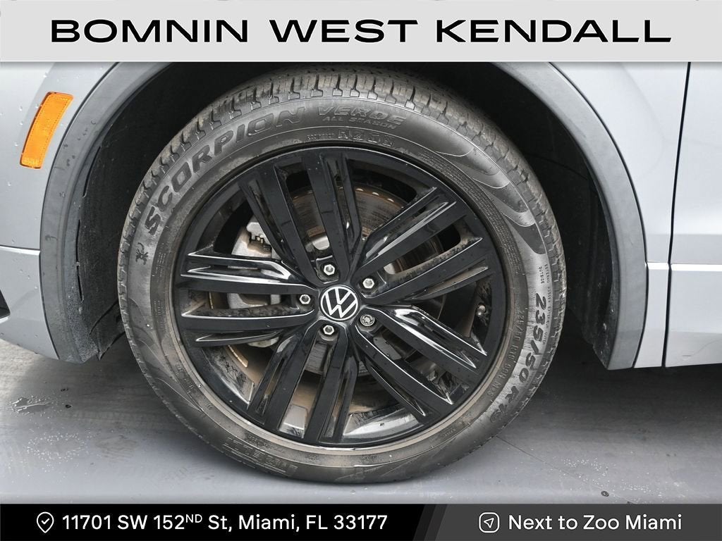 2022 Volkswagen Tiguan SE R-Line Black