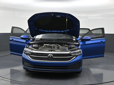 2023 Volkswagen Jetta SE