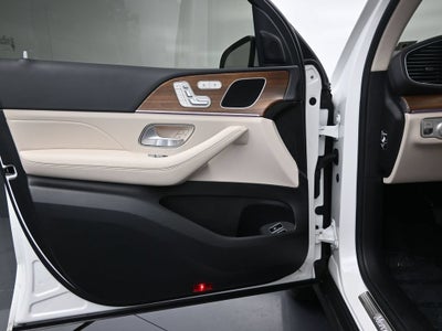 2025 Mercedes-Benz GLE 450e 4MATIC®