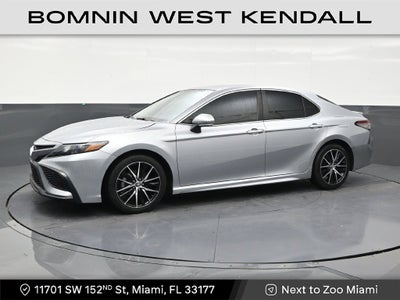 2024 Toyota Camry SE