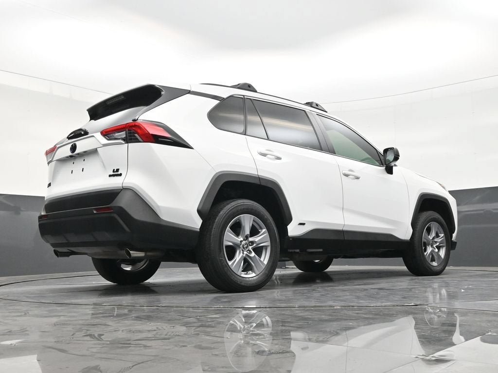 2022 Toyota RAV4 Hybrid LE