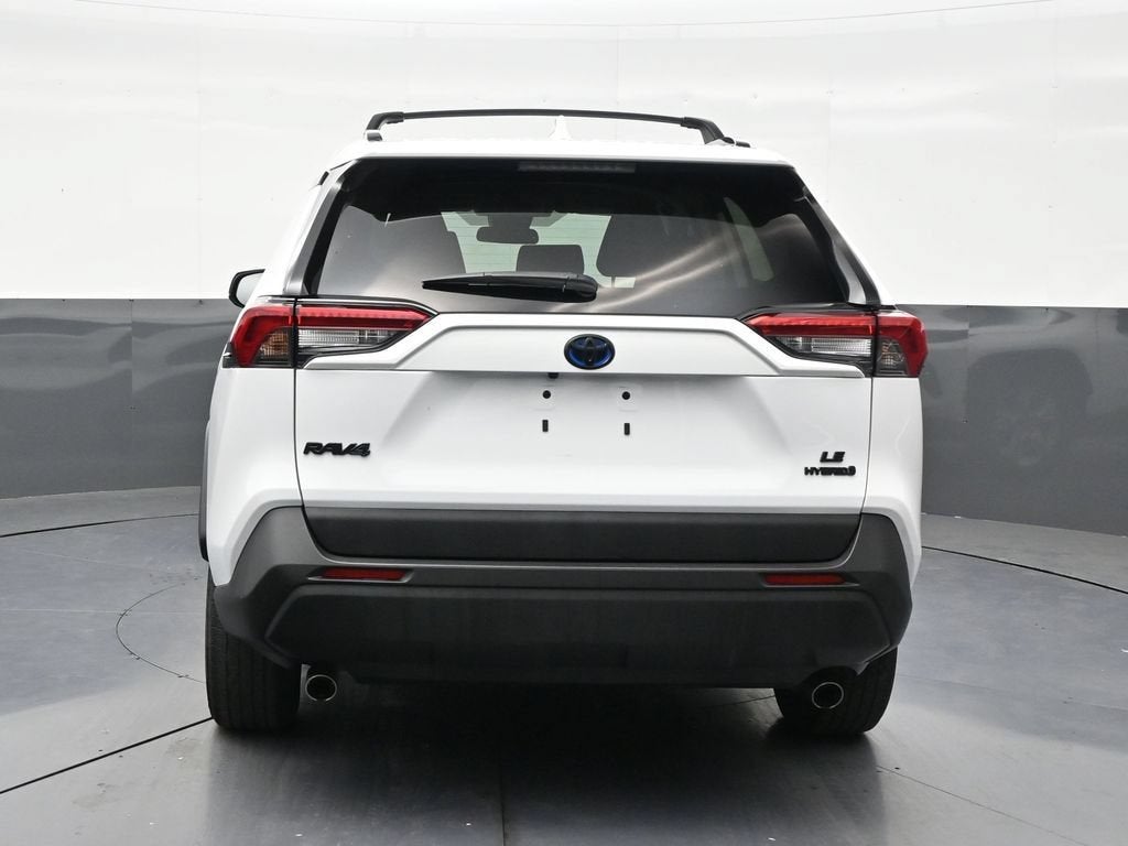 2022 Toyota RAV4 Hybrid LE