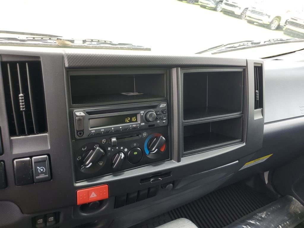 2025 Chevrolet Low Cab Forward 4500 Base