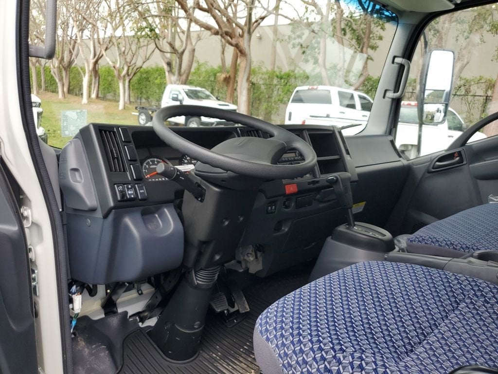 2025 Chevrolet Low Cab Forward 4500 Base