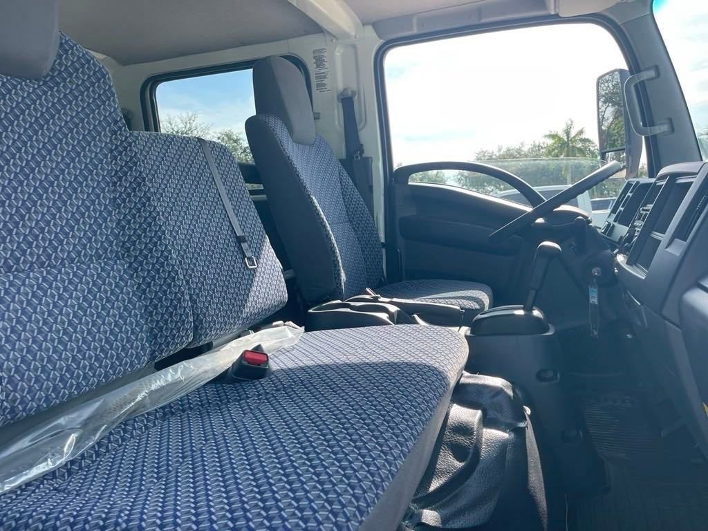 2024 Chevrolet Low Cab Forward 4500 1WT