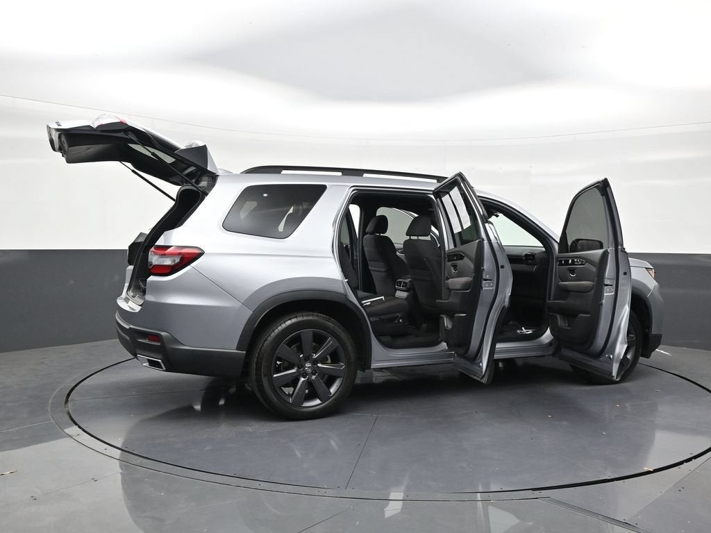 2025 Honda Pilot Sport