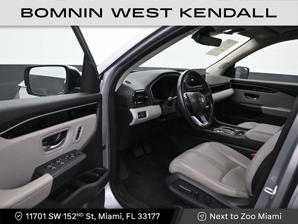 2023 Honda Pilot Touring