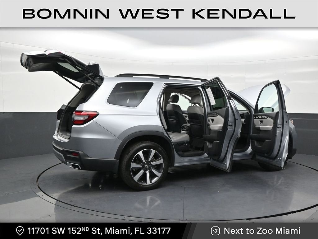 2023 Honda Pilot Touring