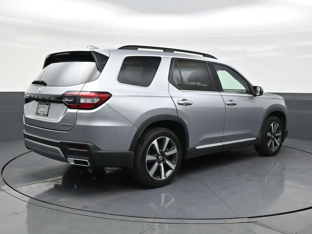 2023 Honda Pilot Touring