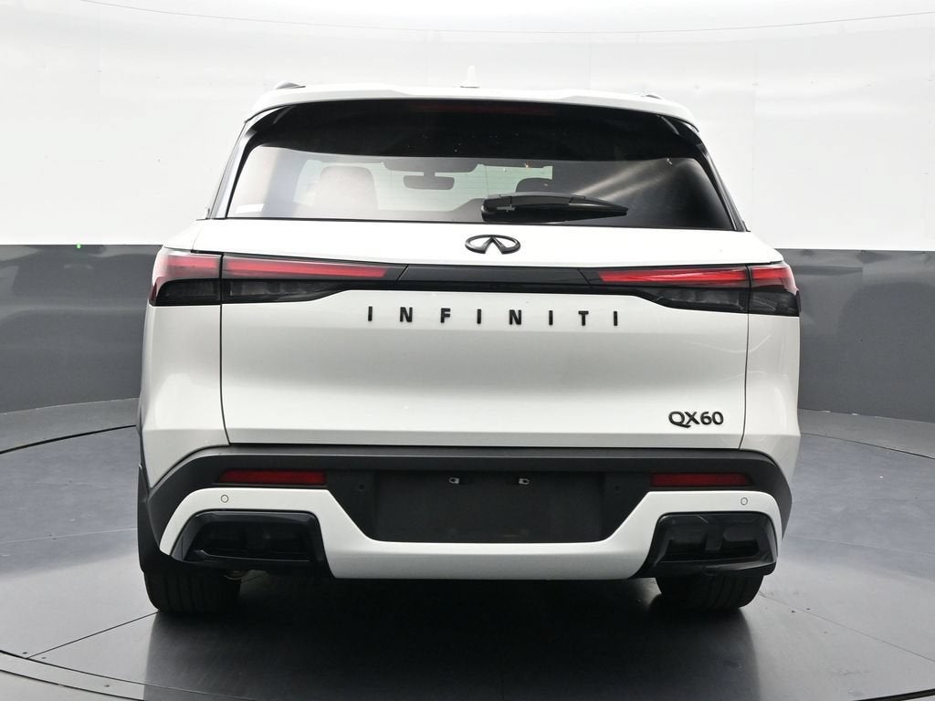 2025 INFINITI QX60 LUXE