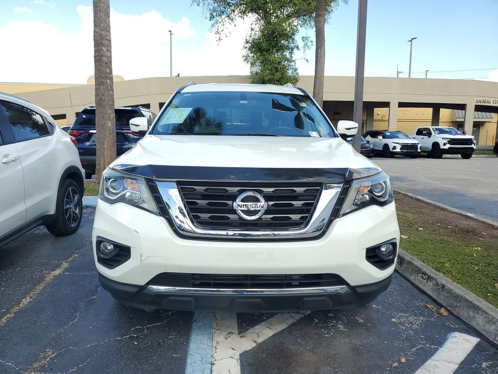 2020 Nissan Pathfinder SV