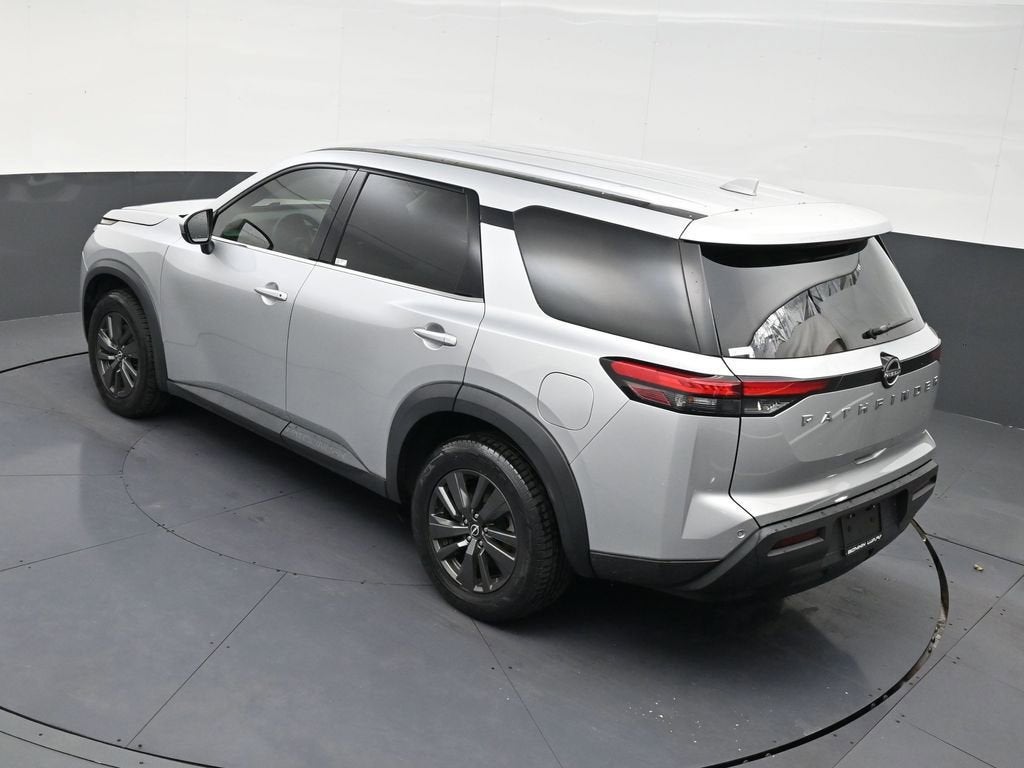 2022 Nissan Pathfinder S