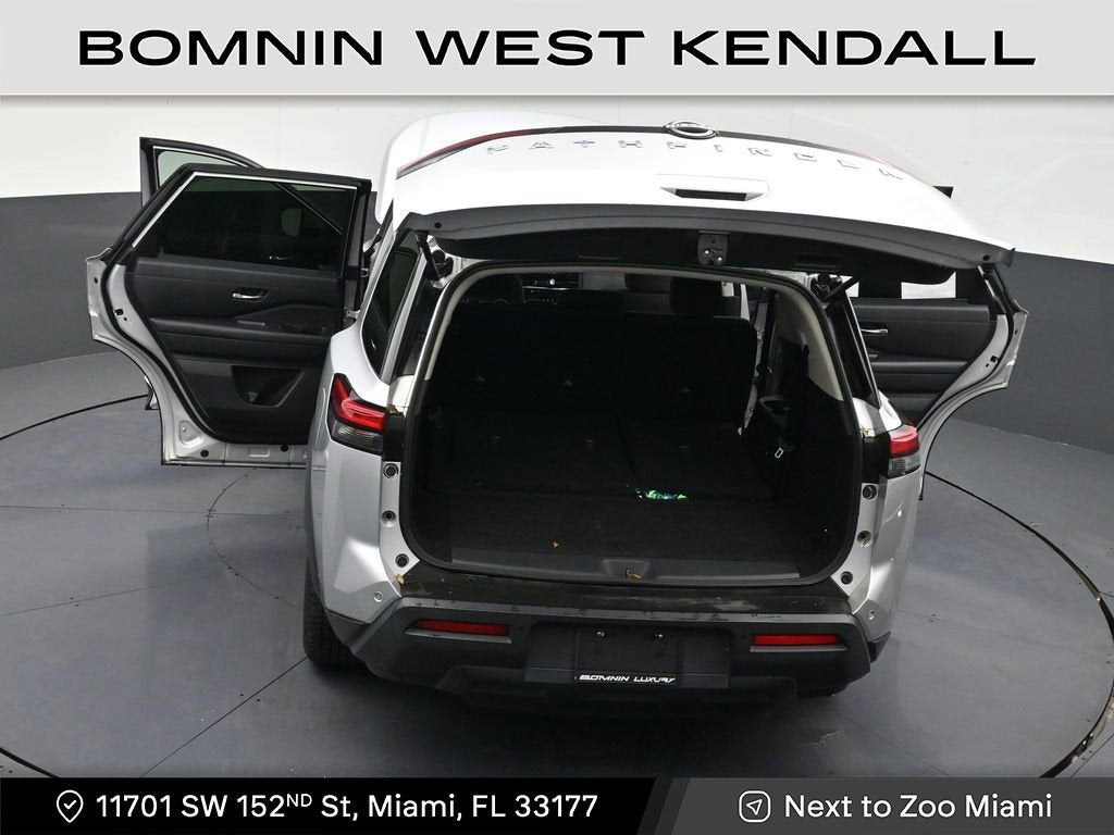 2022 Nissan Pathfinder S