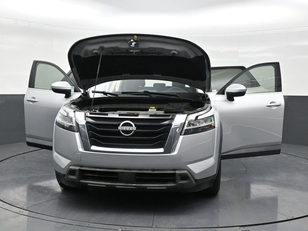 2022 Nissan Pathfinder S