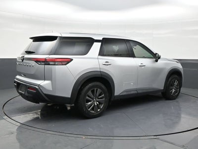 2022 Nissan Pathfinder S