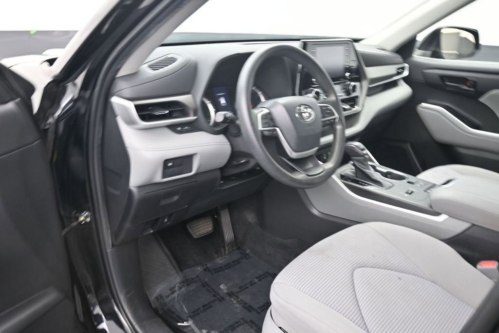 2022 Toyota Highlander L