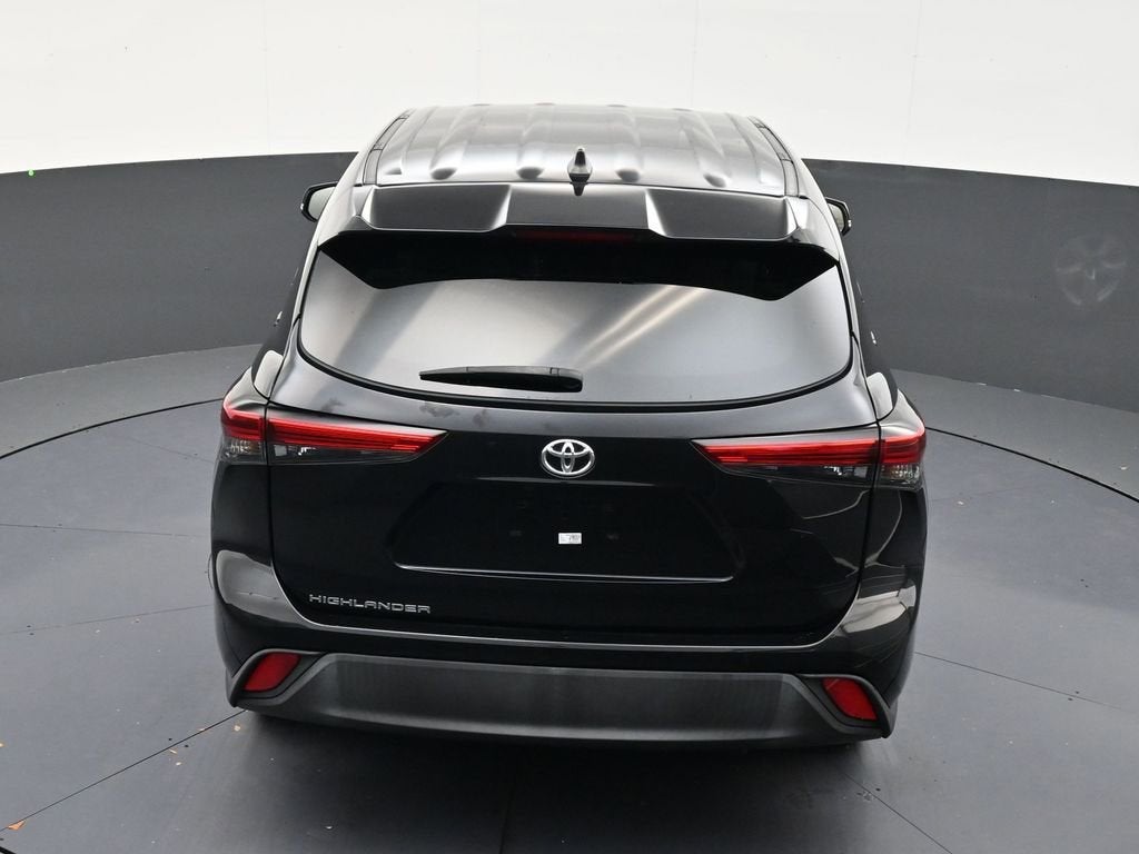 2022 Toyota Highlander L
