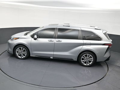 2023 Toyota Sienna Platinum