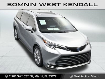 2023 Toyota Sienna Platinum