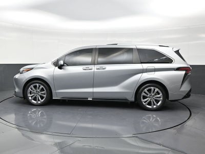 2023 Toyota Sienna Platinum