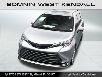 2023 Toyota Sienna Platinum