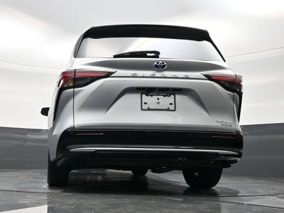 2023 Toyota Sienna Platinum