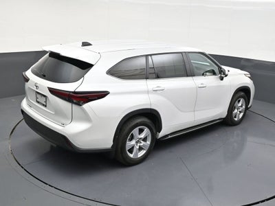 2025 Toyota Highlander LE