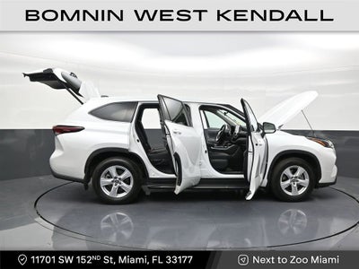 2025 Toyota Highlander LE