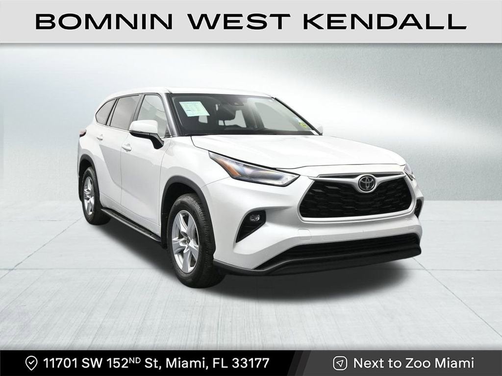 2025 Toyota Highlander LE