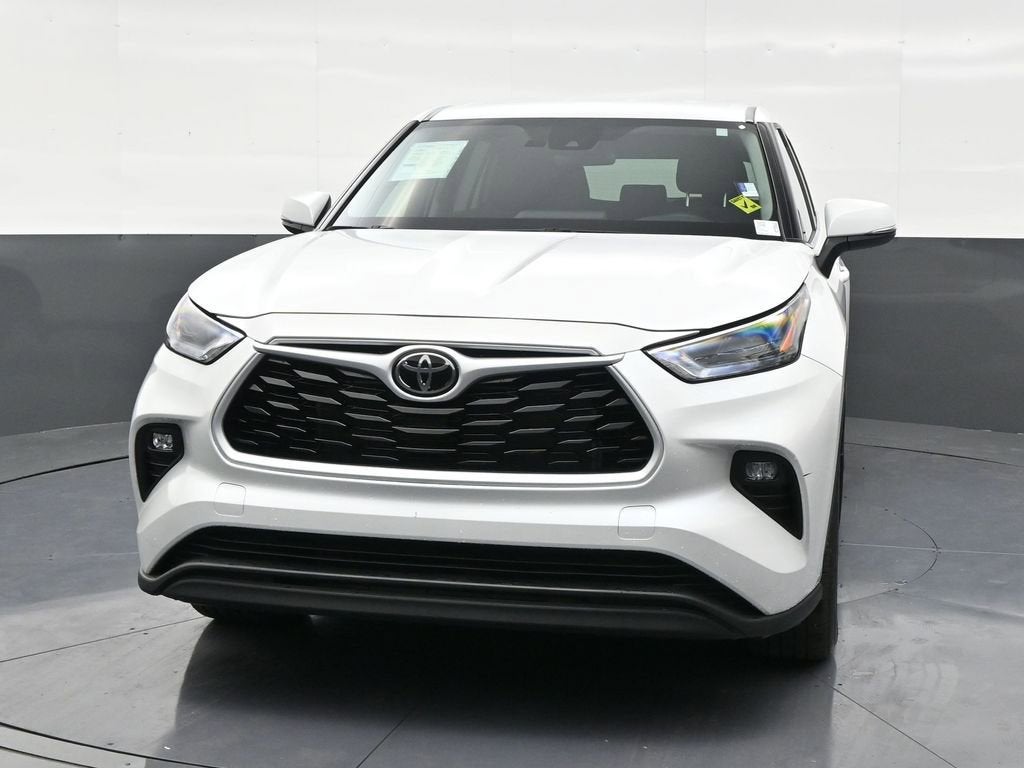 2025 Toyota Highlander LE