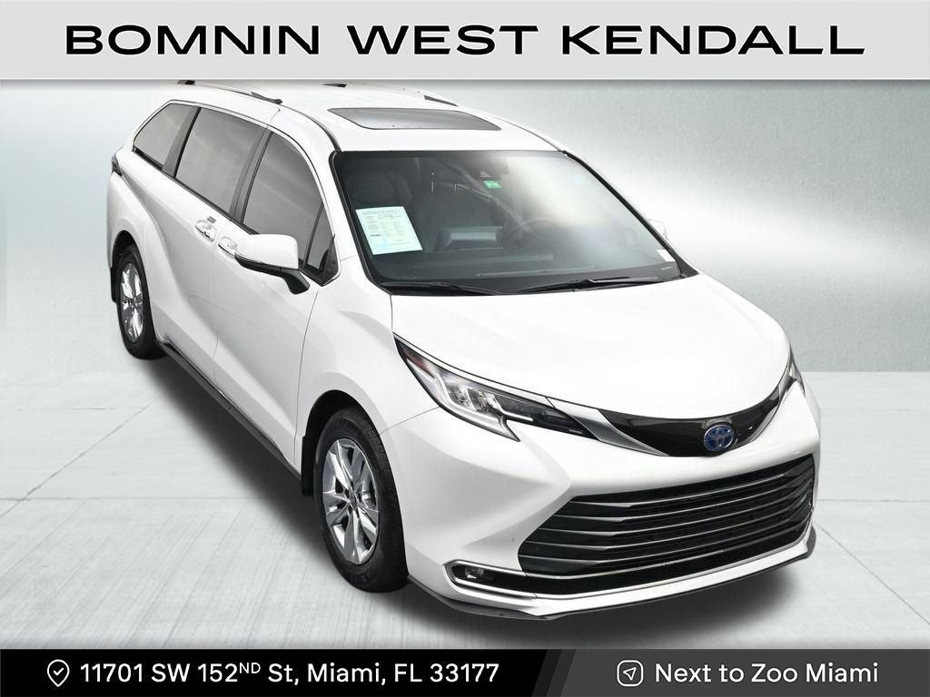 2024 Toyota Sienna Limited