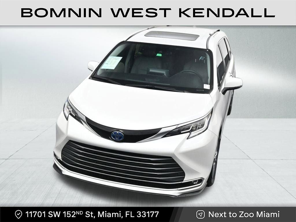 2024 Toyota Sienna Limited