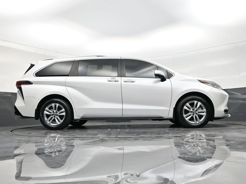 2024 Toyota Sienna Limited