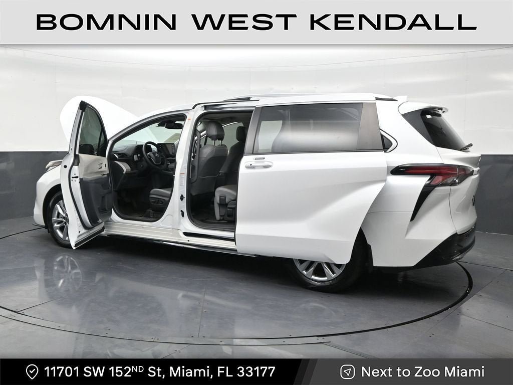 2024 Toyota Sienna Limited