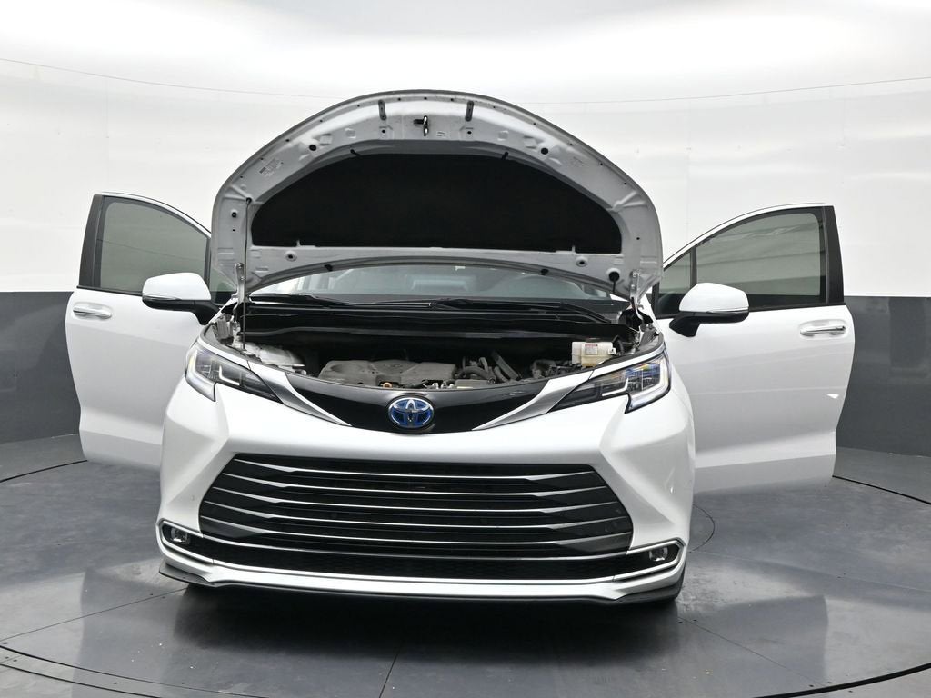 2024 Toyota Sienna Limited