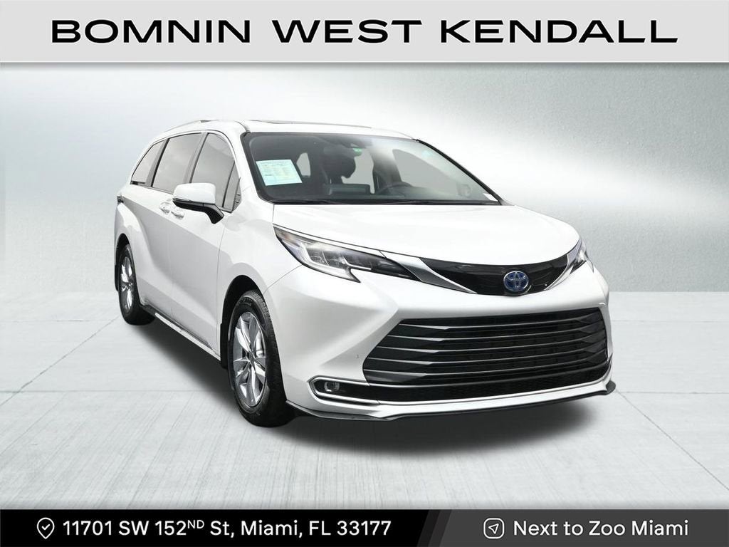 2024 Toyota Sienna Limited