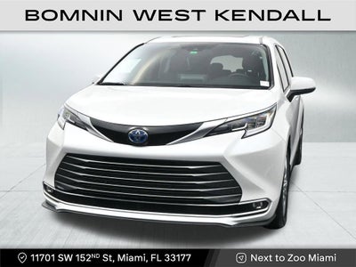 2024 Toyota Sienna Limited