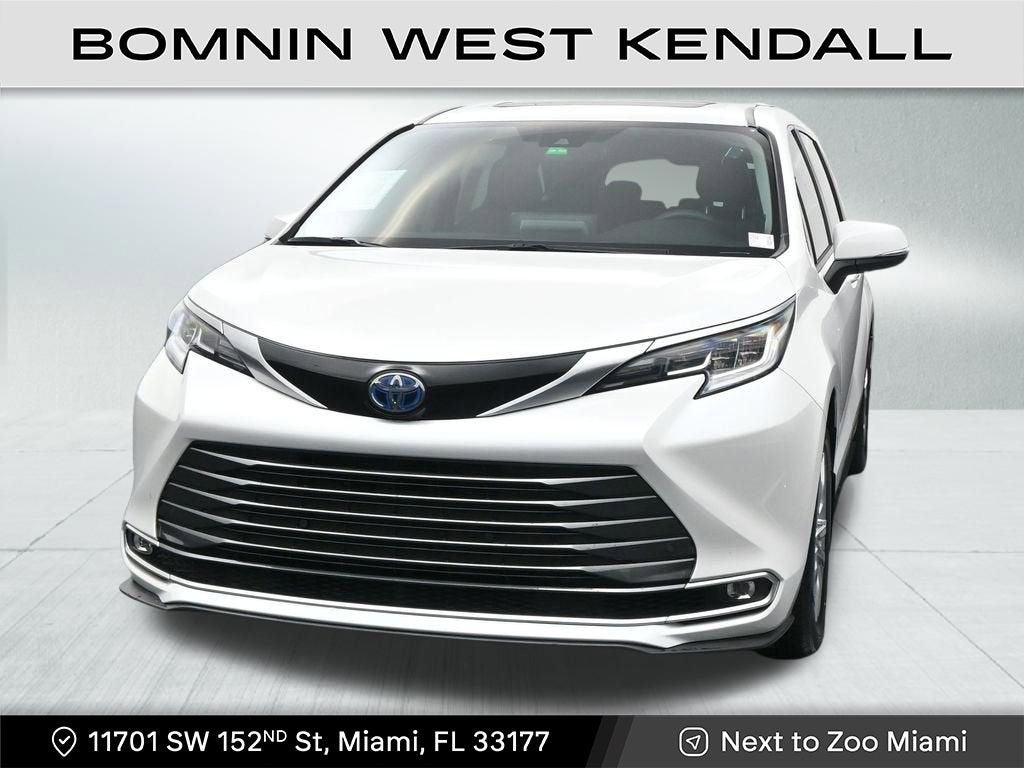 2024 Toyota Sienna Limited
