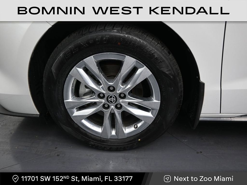 2024 Toyota Sienna Limited