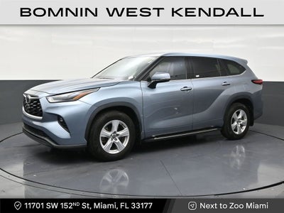 2022 Toyota Highlander LE