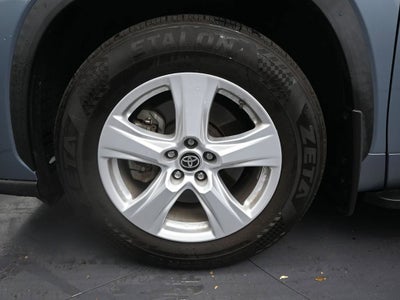 2022 Toyota Highlander LE