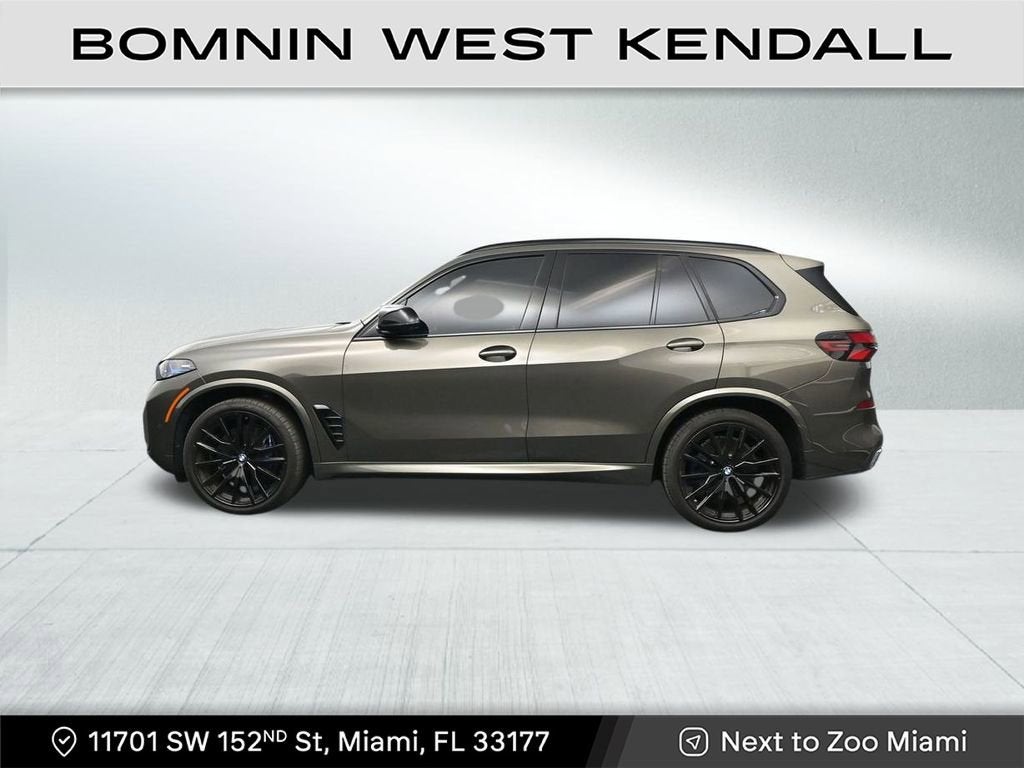 2025 BMW X5 M60i