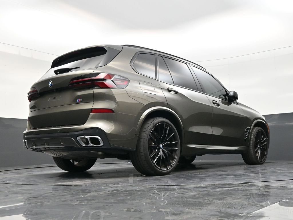 2025 BMW X5 M60i
