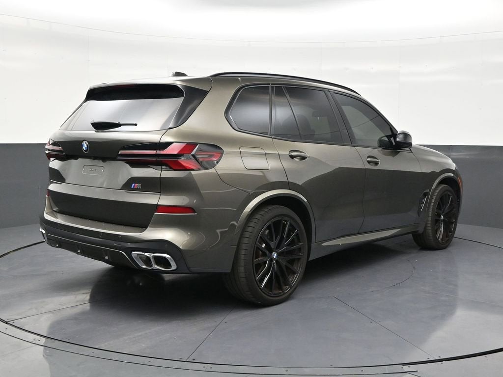 2025 BMW X5 M60i