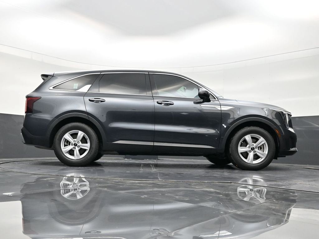 2024 Kia Sorento LX