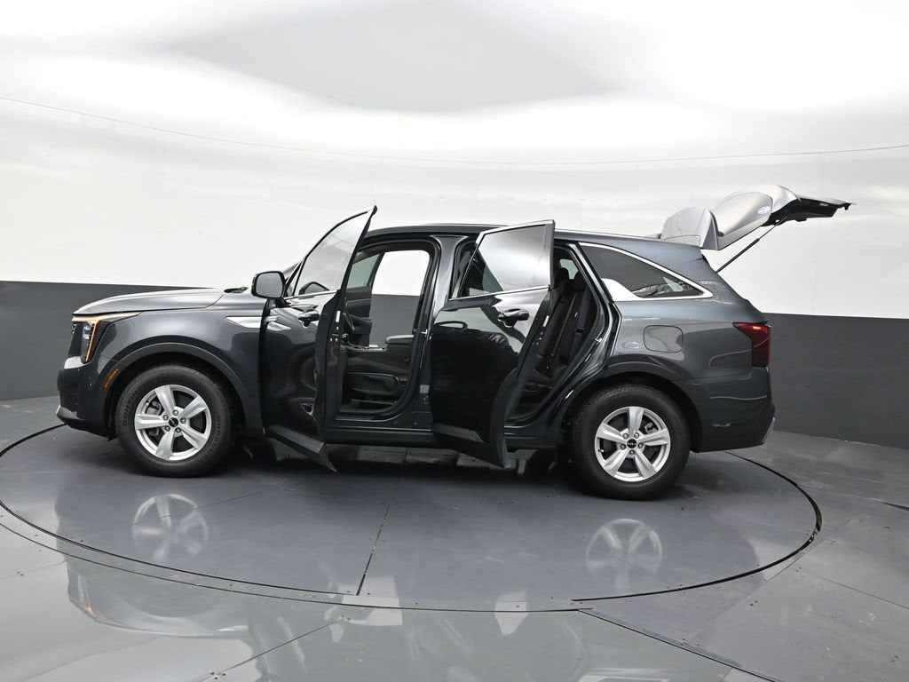 2024 Kia Sorento LX