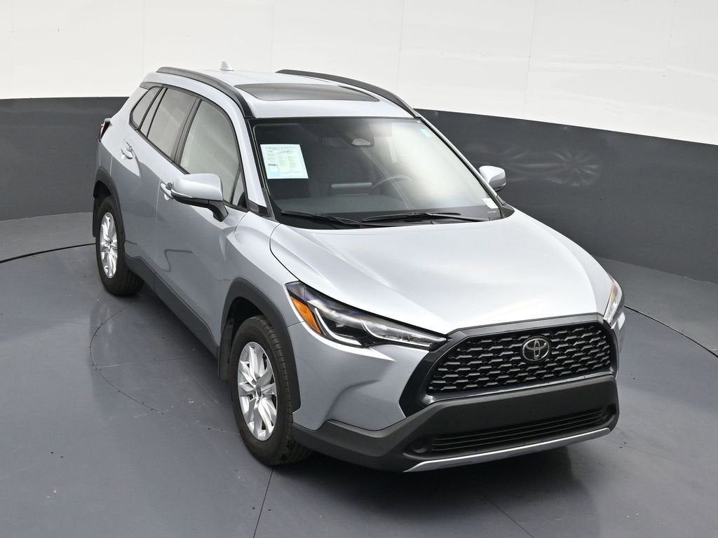 2024 Toyota Corolla Cross LE