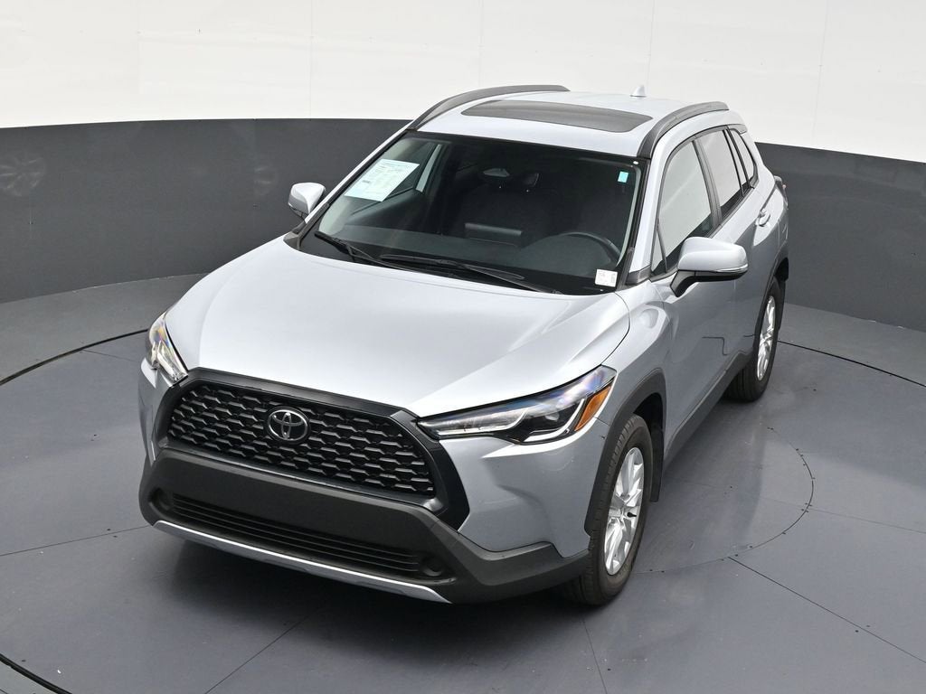 2024 Toyota Corolla Cross LE