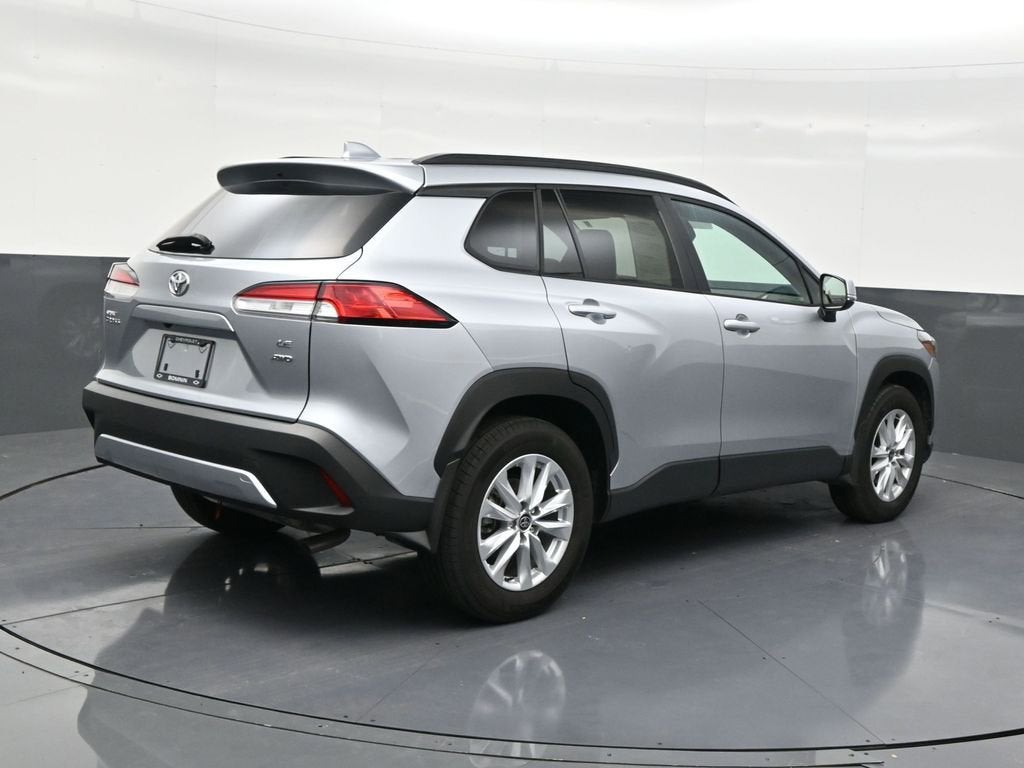 2024 Toyota Corolla Cross LE
